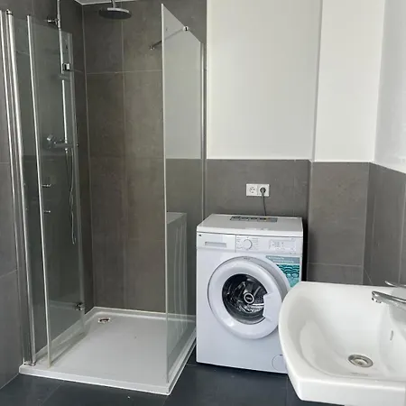 Work & Sleep * Heusenstamm