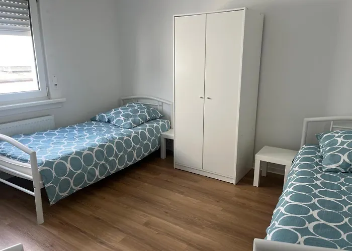 Work & Sleep * Heusenstamm